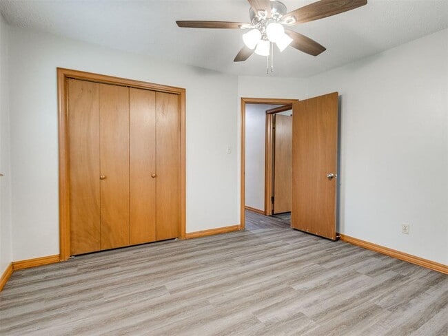 Building Photo - 1639 Westbrooke Terrace