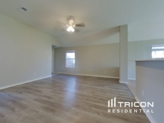 Building Photo - 3709 Pueblo St