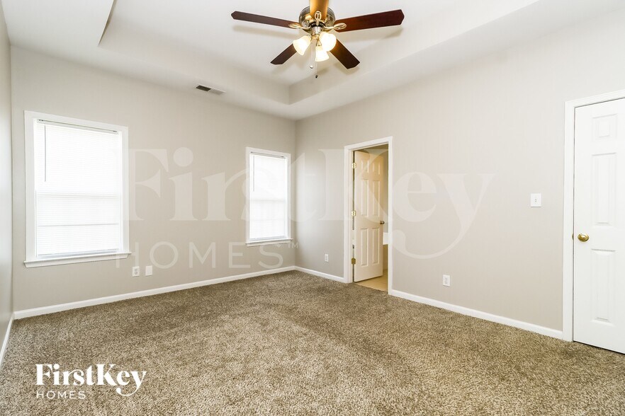 Building Photo - 103 Tilton Dr