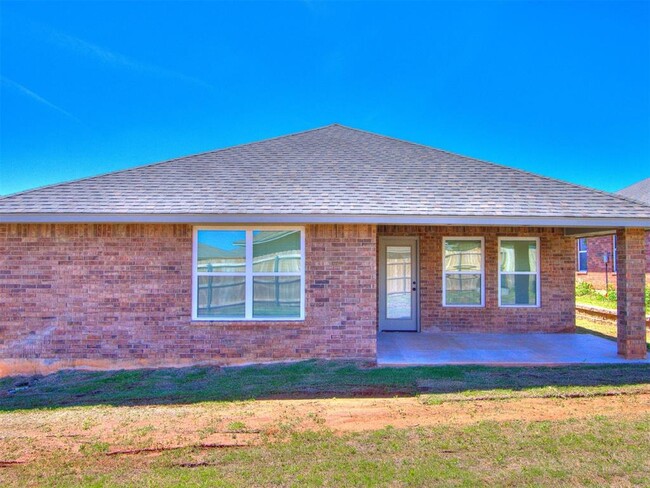 Building Photo - 18012 Austin Ct