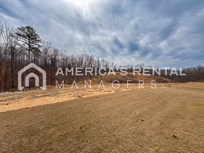 Building Photo - Your New Home Awaits in Hunter's Point at Innsbrooke in Pinson, AL! Available to View Now!!!