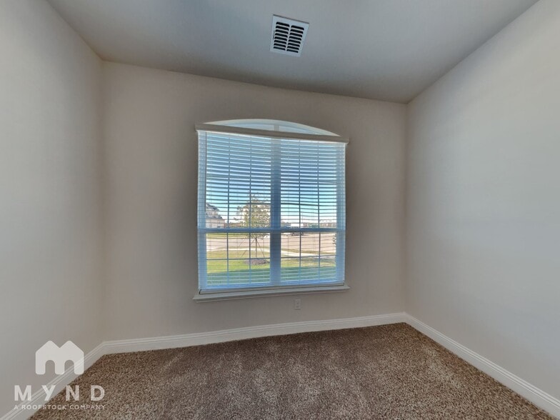 Building Photo - 1032 Joseph Ct