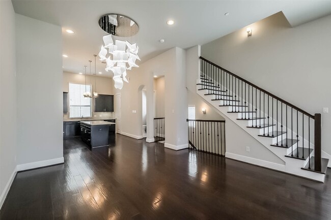 Building Photo - 4015 Lillian St