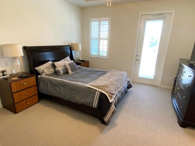 Building Photo - 1370 Turnbridge Dr