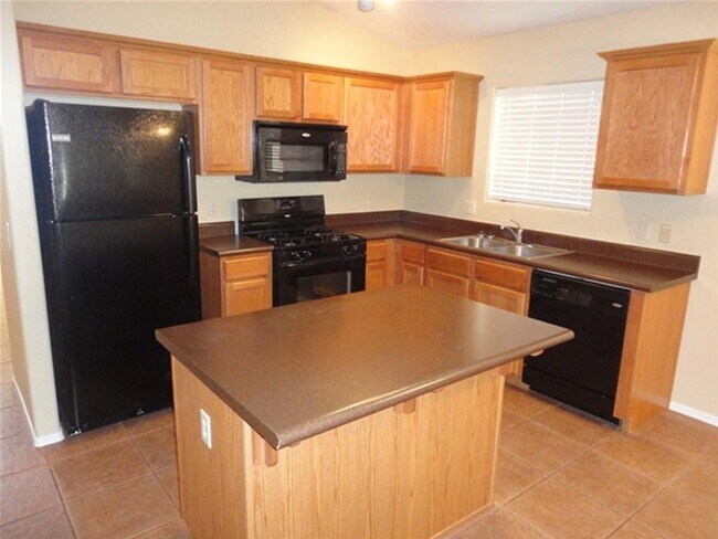 Building Photo - 10607 E Ottoman Dr