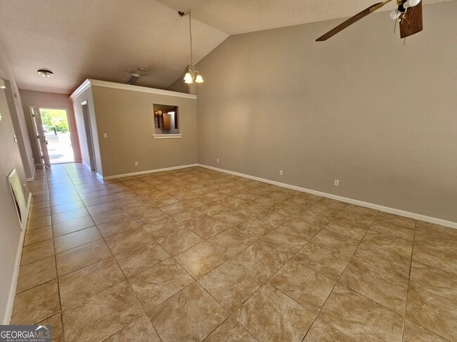 Building Photo - 189 E Lakemont Dr