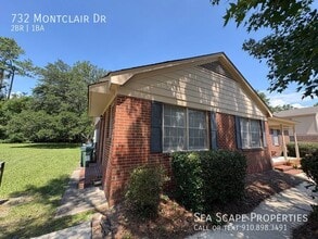 Building Photo - 732 Montclair Dr