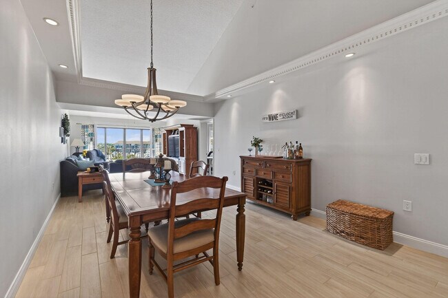 Building Photo - 701 Seafarer Cir