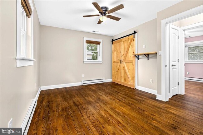 Building Photo - 46 Browning Ave