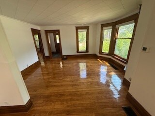 Building Photo - 403 W Eleventh St