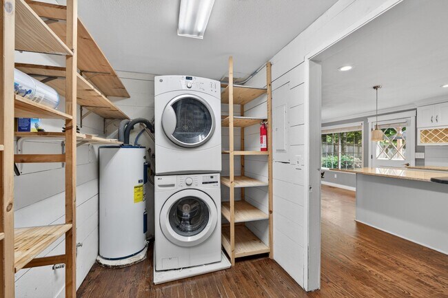 Building Photo - The Ultimate Gig Harbor Retreat!