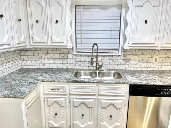 Building Photo - 4601 76th St