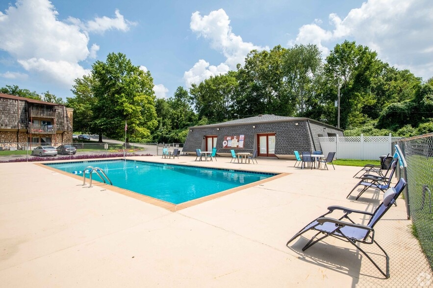 Building Photo - Hartford House Apartments