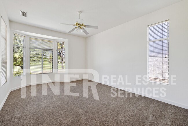 Building Photo - 7401 Acorn Glen Loop