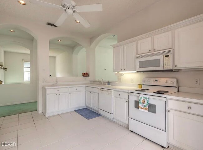 Building Photo - 149 Gala Cir