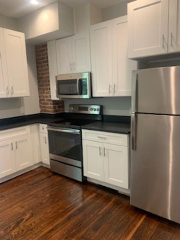 Building Photo - 414 Seiler Ave