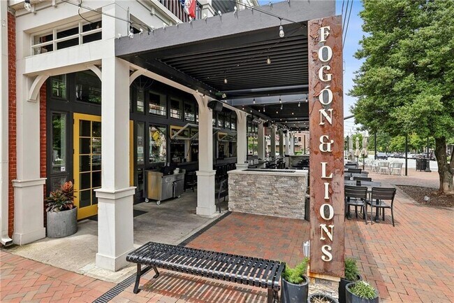 Building Photo - 432 Burton Dr