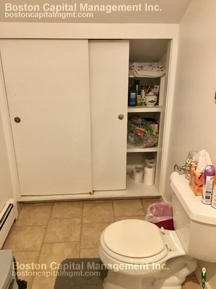 Building Photo - 42 Sewall St