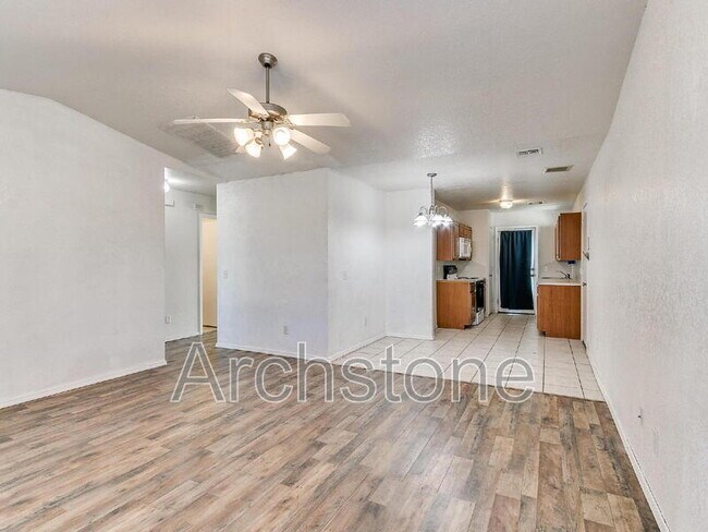 Building Photo - 5508 Del Creek Rd