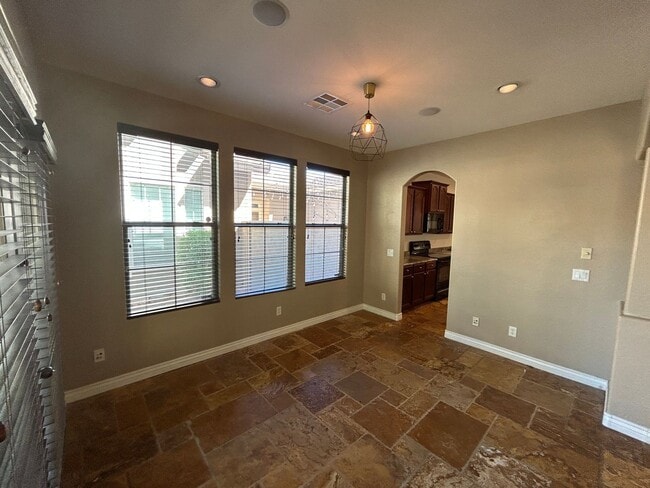 Building Photo - 21149 W Elm Way