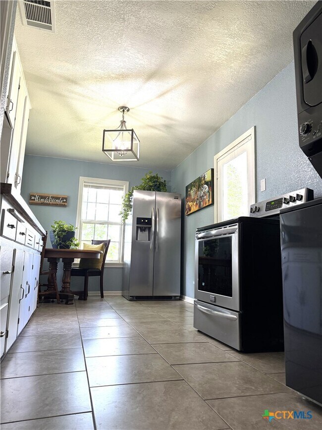 Building Photo - 1514 S 15th St