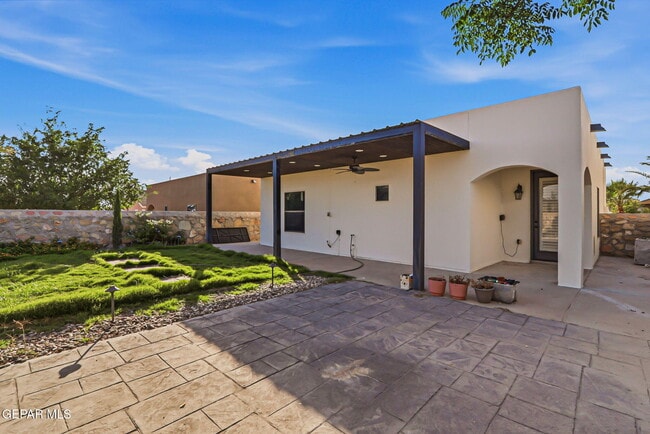 Building Photo - 14208 Poets Rock Ln