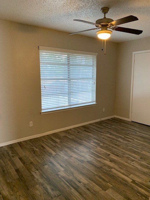 Building Photo - 1437 Cavender Dr