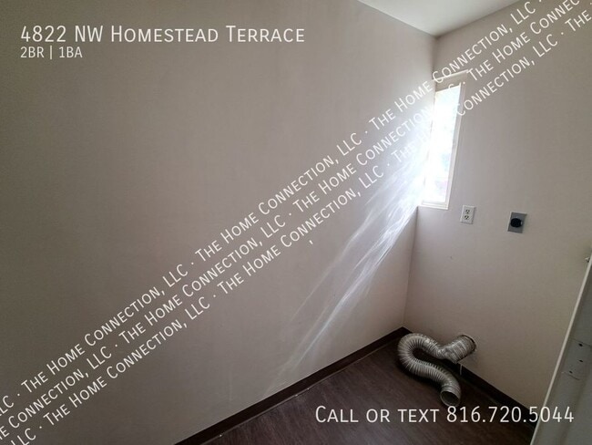 Building Photo - 4822 NW Homestead Terrace