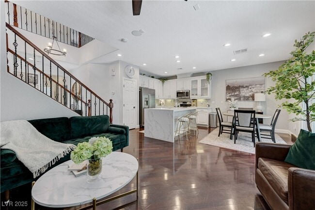 Building Photo - 937 Ambrosia Dr