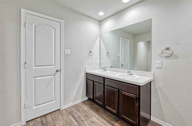 Building Photo - 15506 Bosque Viejo Trl