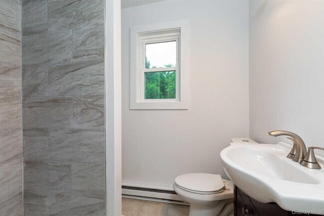 Building Photo - 681 NY-216