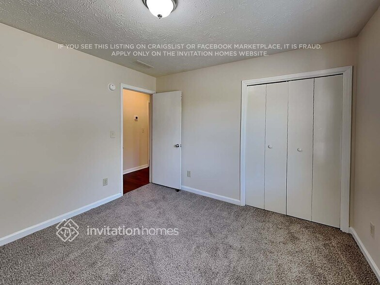 Building Photo - 403 Cindy Dr SE