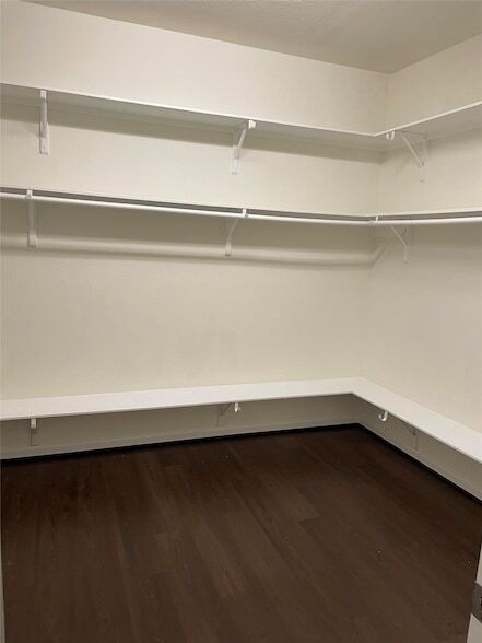 Building Photo - 16511 Winthrop Bend Ln