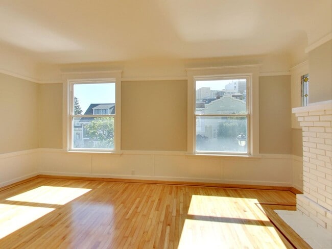 Building Photo - 1351-1353 5th Avenue (1233r)