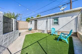 Building Photo - 2729 Pershing Dr