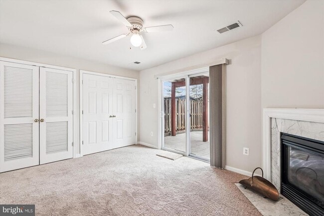 Building Photo - 5503 Sacramento Mews Pl