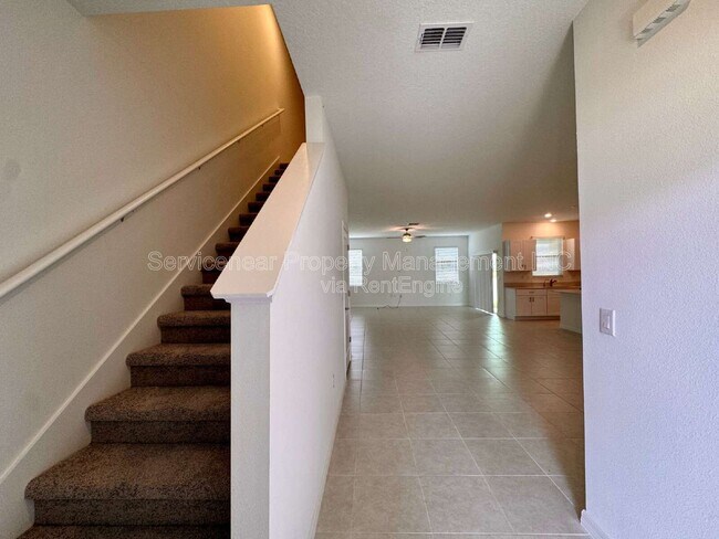 Building Photo - 10347 Honey Hammock Wy