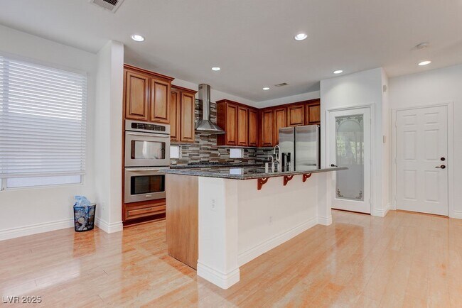 Building Photo - 10381 Walking View Ct