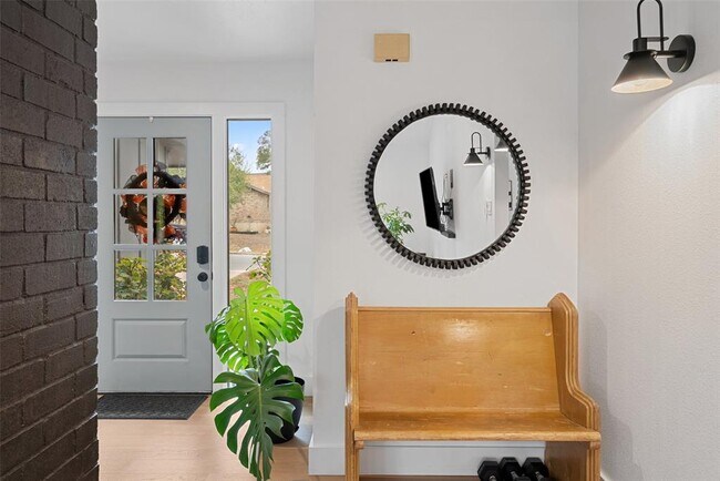 Building Photo - 3808 Leafield Dr