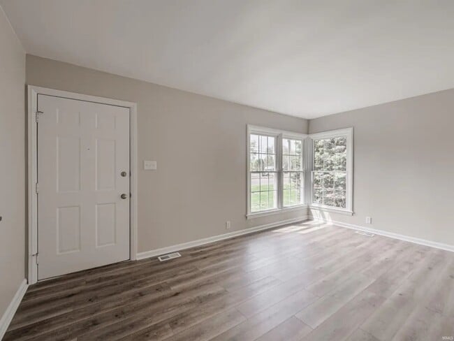 Building Photo - Washington Avenue