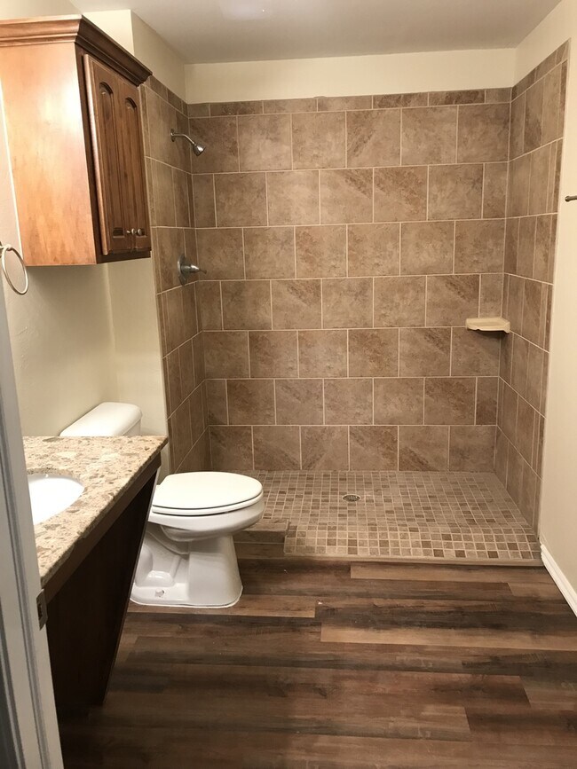 Building Photo - 1815 W Wiley St