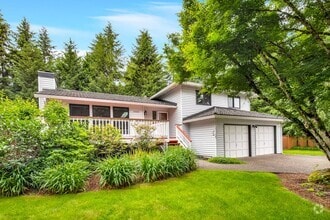 Building Photo - Immaculate 3 Bdrm 1.75 Bath + Bonus Room i...