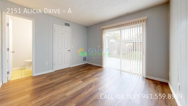 Building Photo - 2151 Alicia Dr