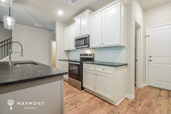 Building Photo - Beautiful 3 Bedroom at Emery Place