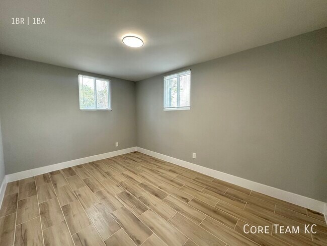 Building Photo - 2320 W 47th Ave