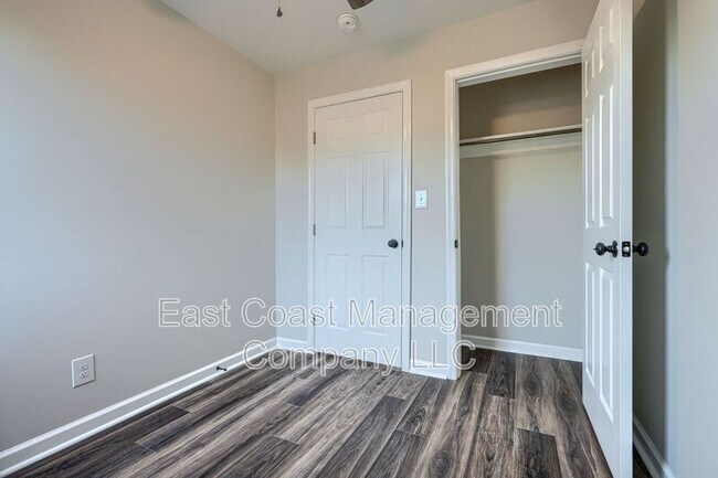 Building Photo - 1221 Glenwood Ave