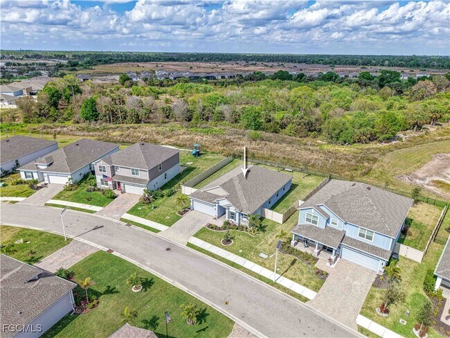 Building Photo - 8948 Cascade Price Cir