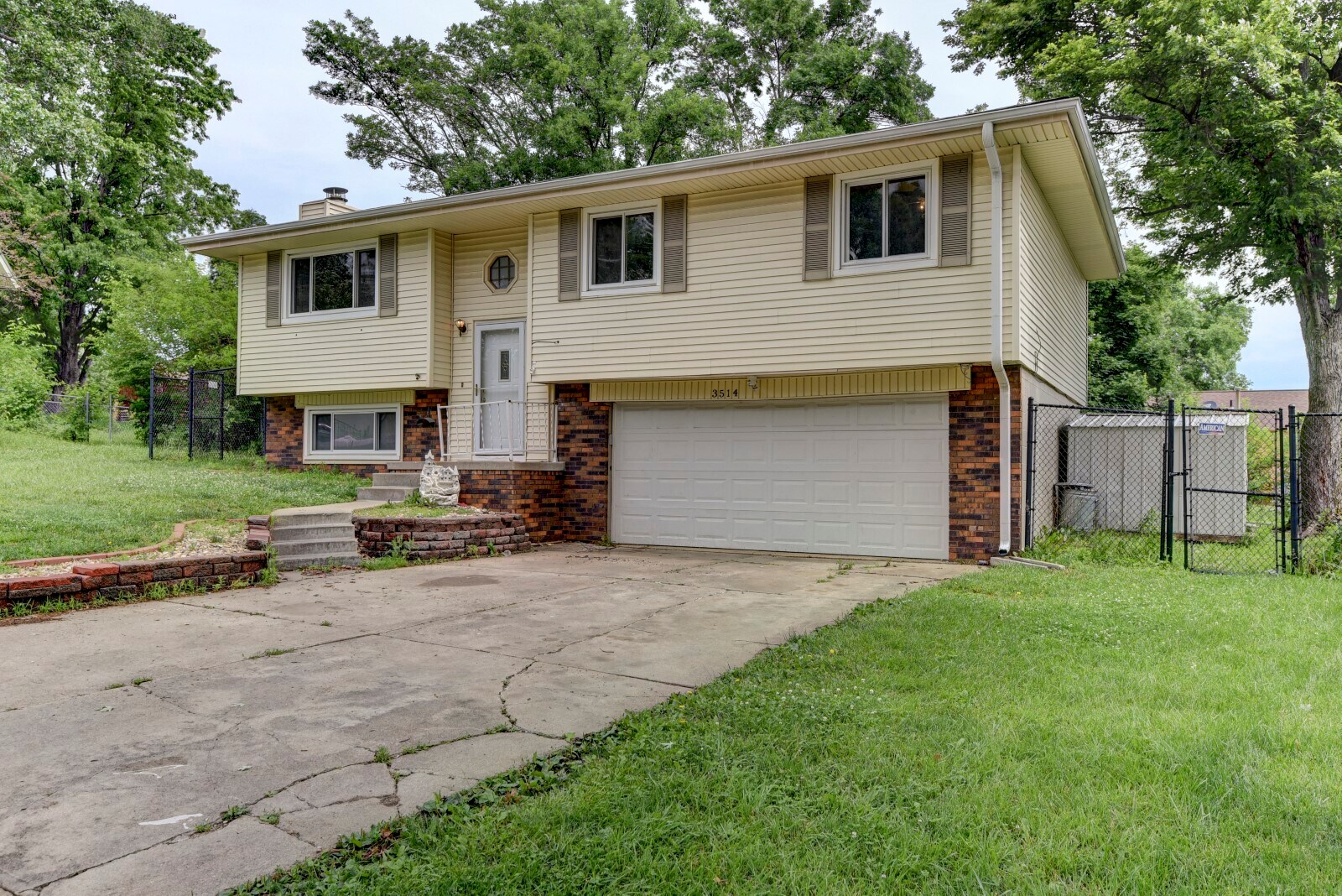 Building Photo - 3514 Glory Cir