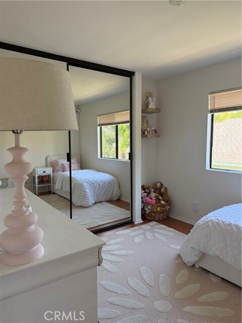 Building Photo - 49 Amberleaf