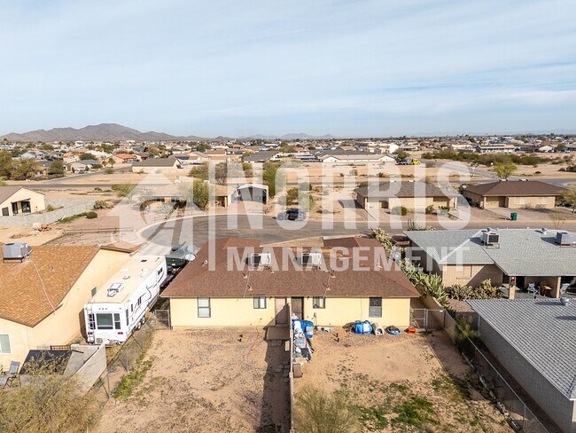 Building Photo - 10179 W Durango Cir